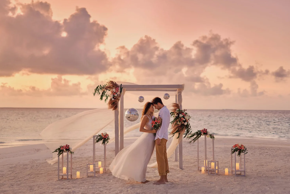 Свадебное путешествие на Мальдивы: романтические отели и специальные предложения