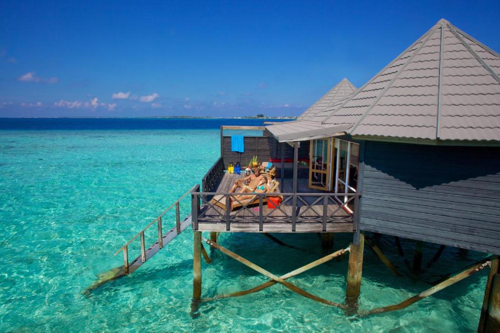 Komandoo Maldives 4*